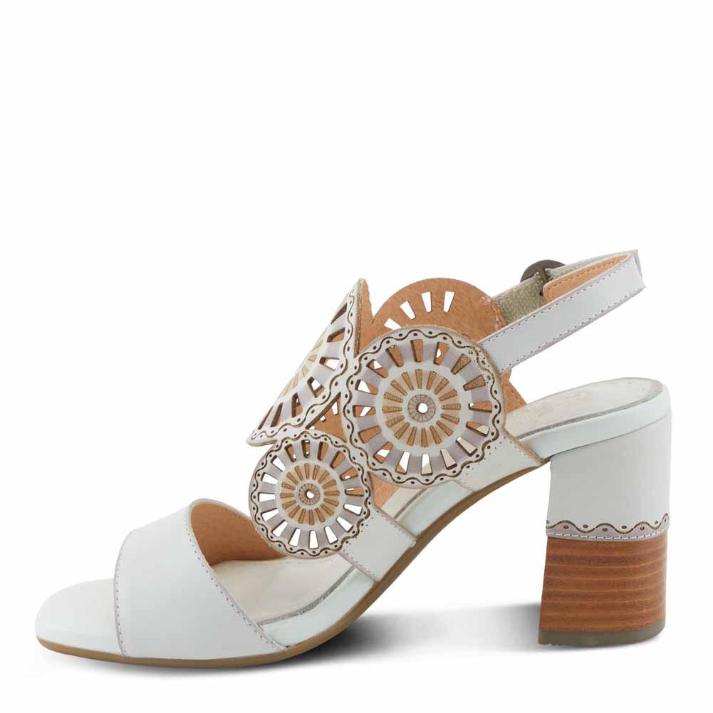 Pinwheel in Off White by L Artiste