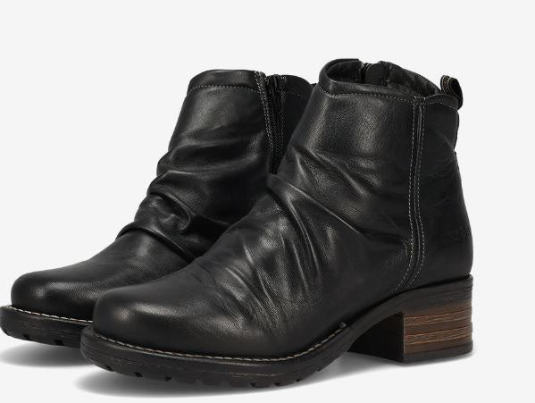 Ravelle in Black by Taos