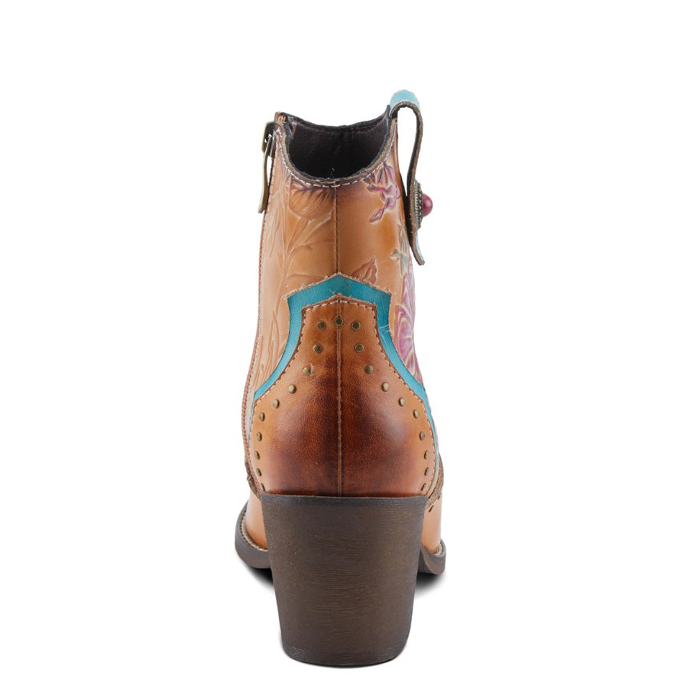 Rebamac in Camel by L Artiste
