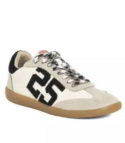 Retro in Black/White by Shushop