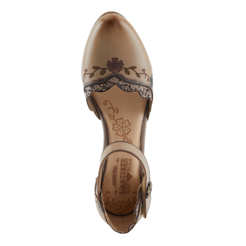 Sayyes in Beige Multi by L Artiste