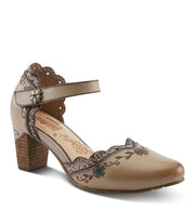 Sayyes in Beige Multi by L Artiste