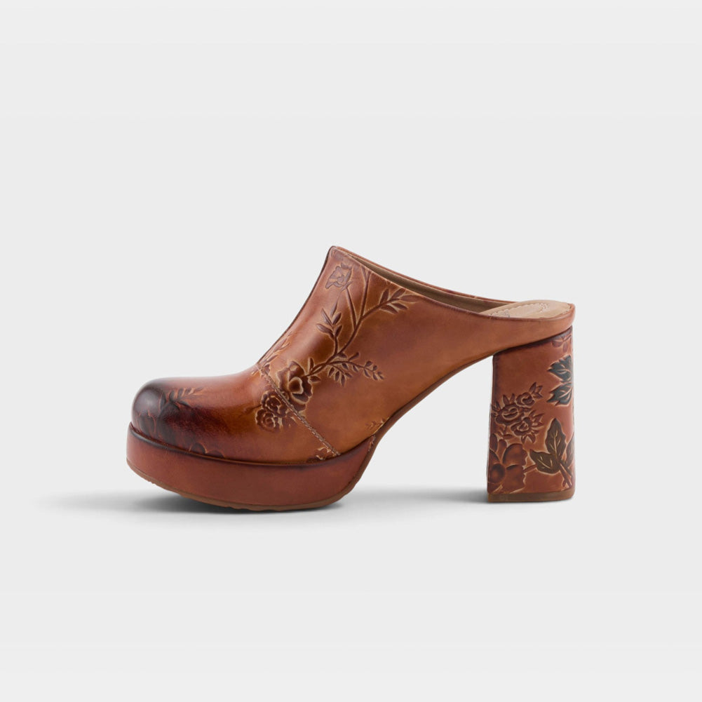 SkyHigh in Camel Multi by L Artiste