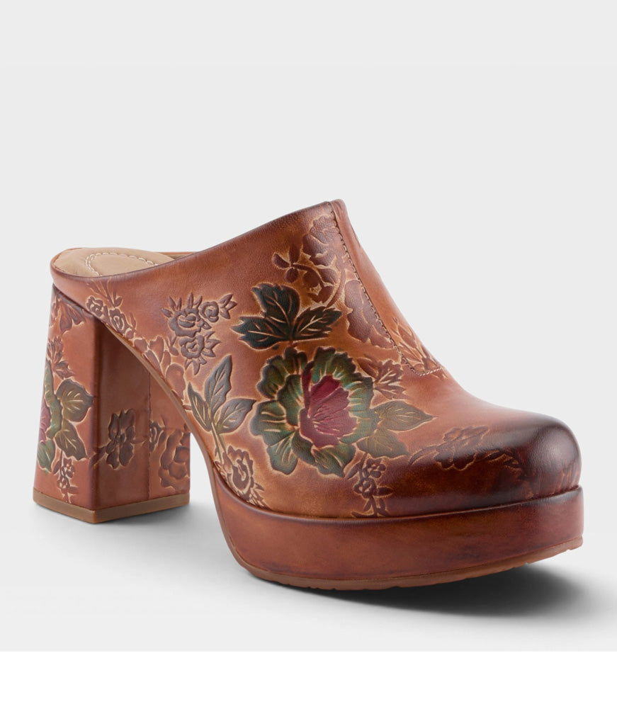 SkyHigh in Camel Multi by L Artiste