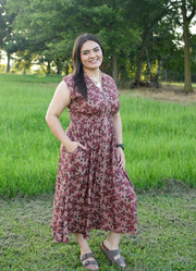 Drop Shoulder Smocked Waist Front Zip Print Midi Dress in Dusty Rose/Wine by She + Sky