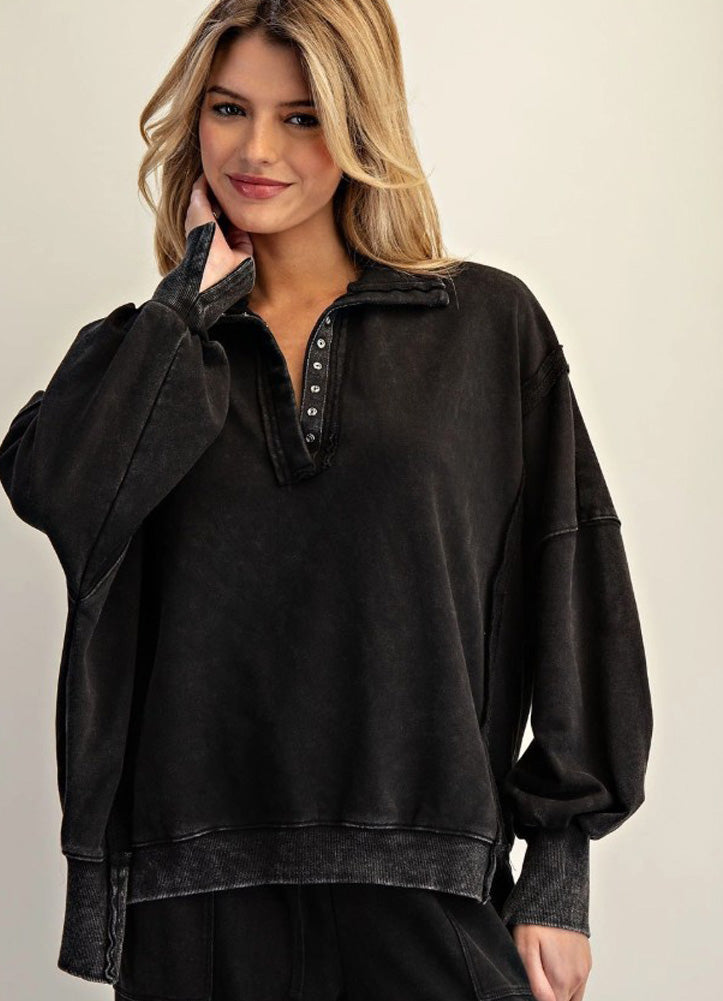 Snow Wash LS Pullover in Ash Black by eesome