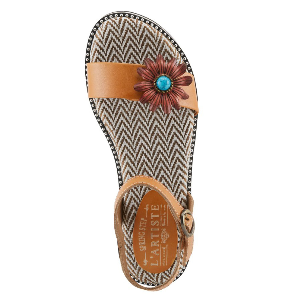 Tilton in Camel by L Artiste
