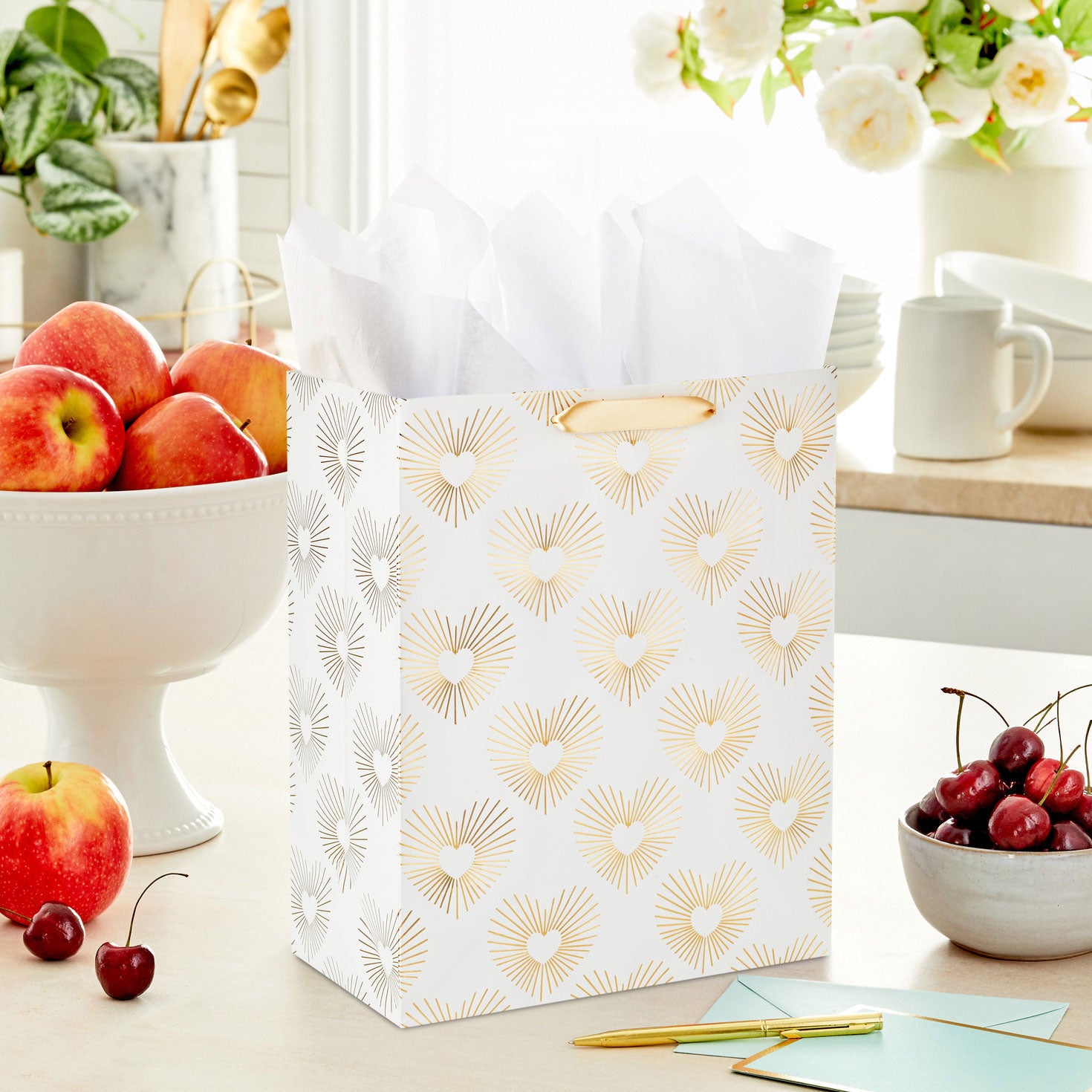 Hallmark 13'' Gold Hearts on White Large Gift Bag