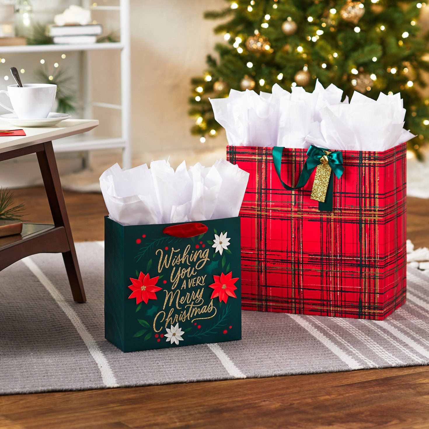 Hallmark 15'' Painterly Plaid Extra-Deep Christmas Gift Bag
