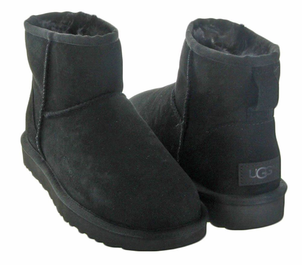 Classic Mini II in Black by UGG – Martin's