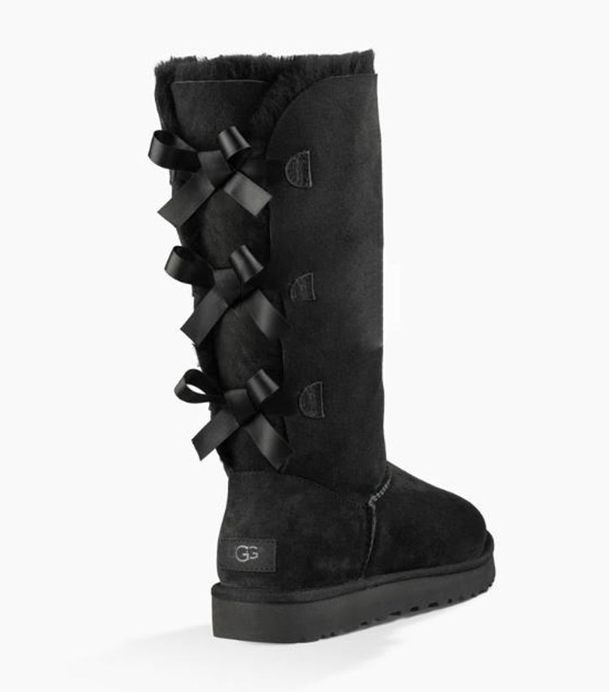 Ugg Bailey II sold Boot Size 4