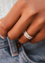 Dreamy Daisy Ring in Rose Gold by Pura Vida