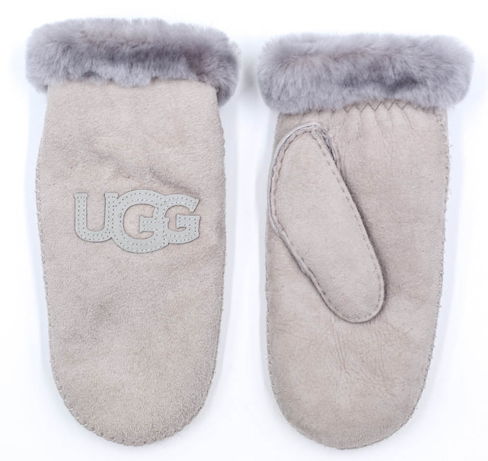 Heritage Logo Mitten in Seal by UGG