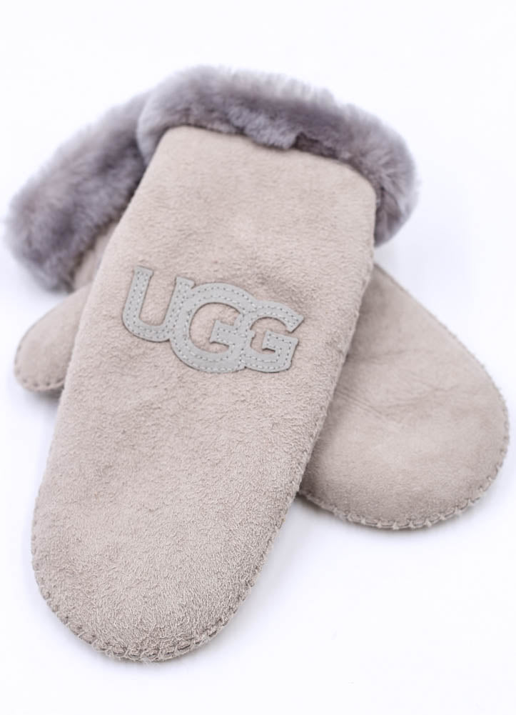 Heritage Logo Mitten in Seal by UGG